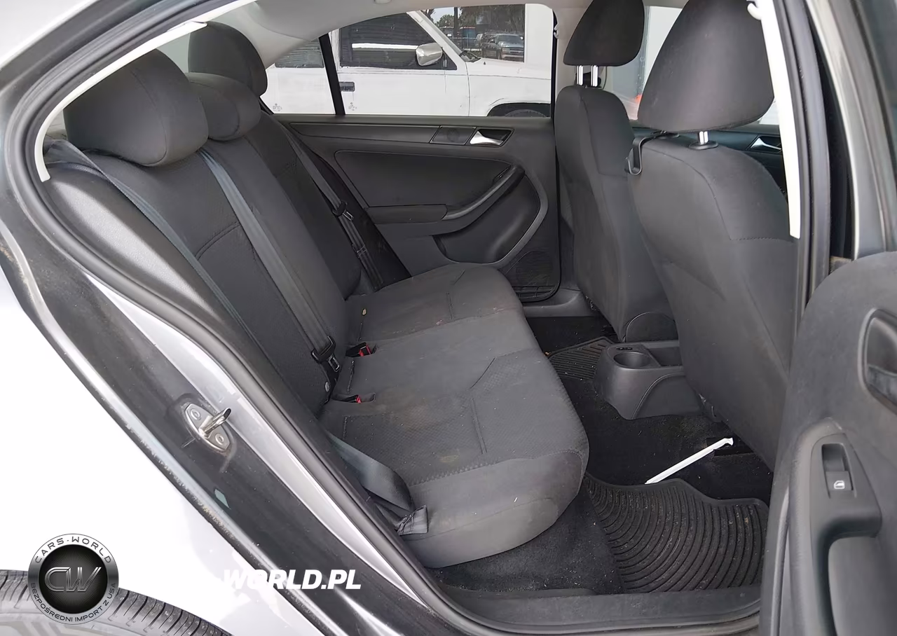 2011 Volkswagen Jetta 2.0L S VIN:3VW2K7AJXBM378181 - 8