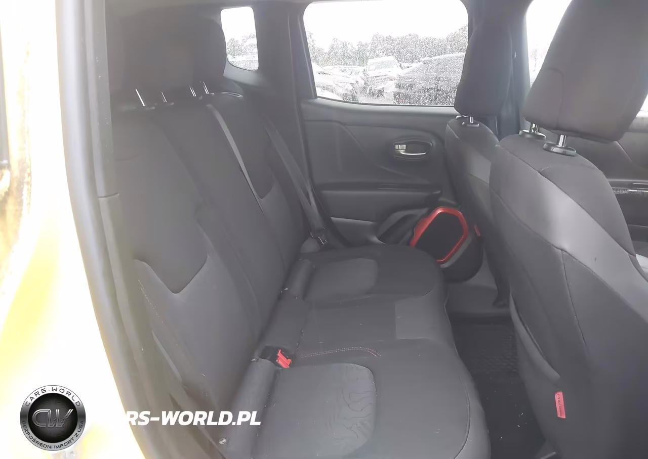 2018 Jeep Renegade Trailhawk 4X4 VIN:ZACCJBCBXJPH42159 - 8