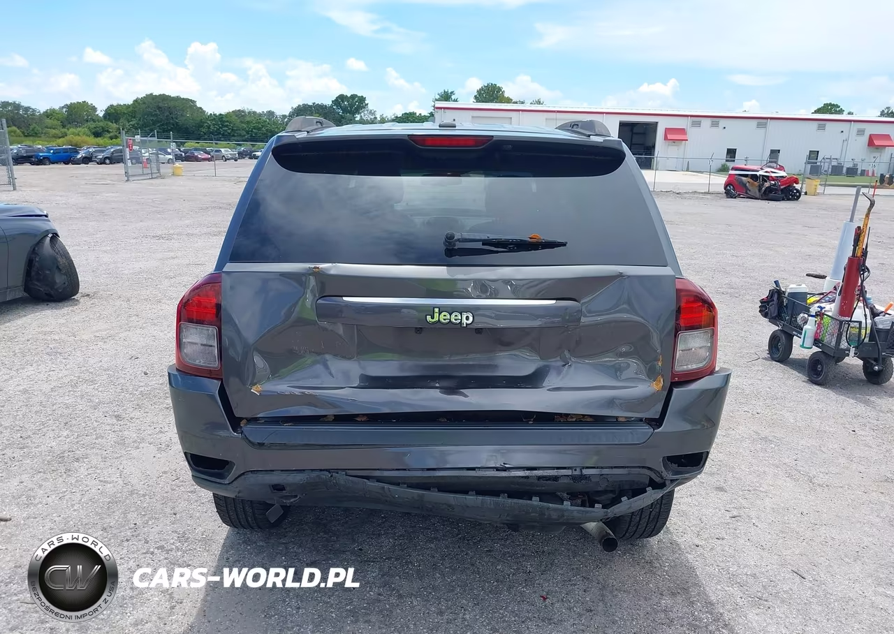 2016 Jeep Compass Sport VIN:1C4NJCBA1GD553740 - 16