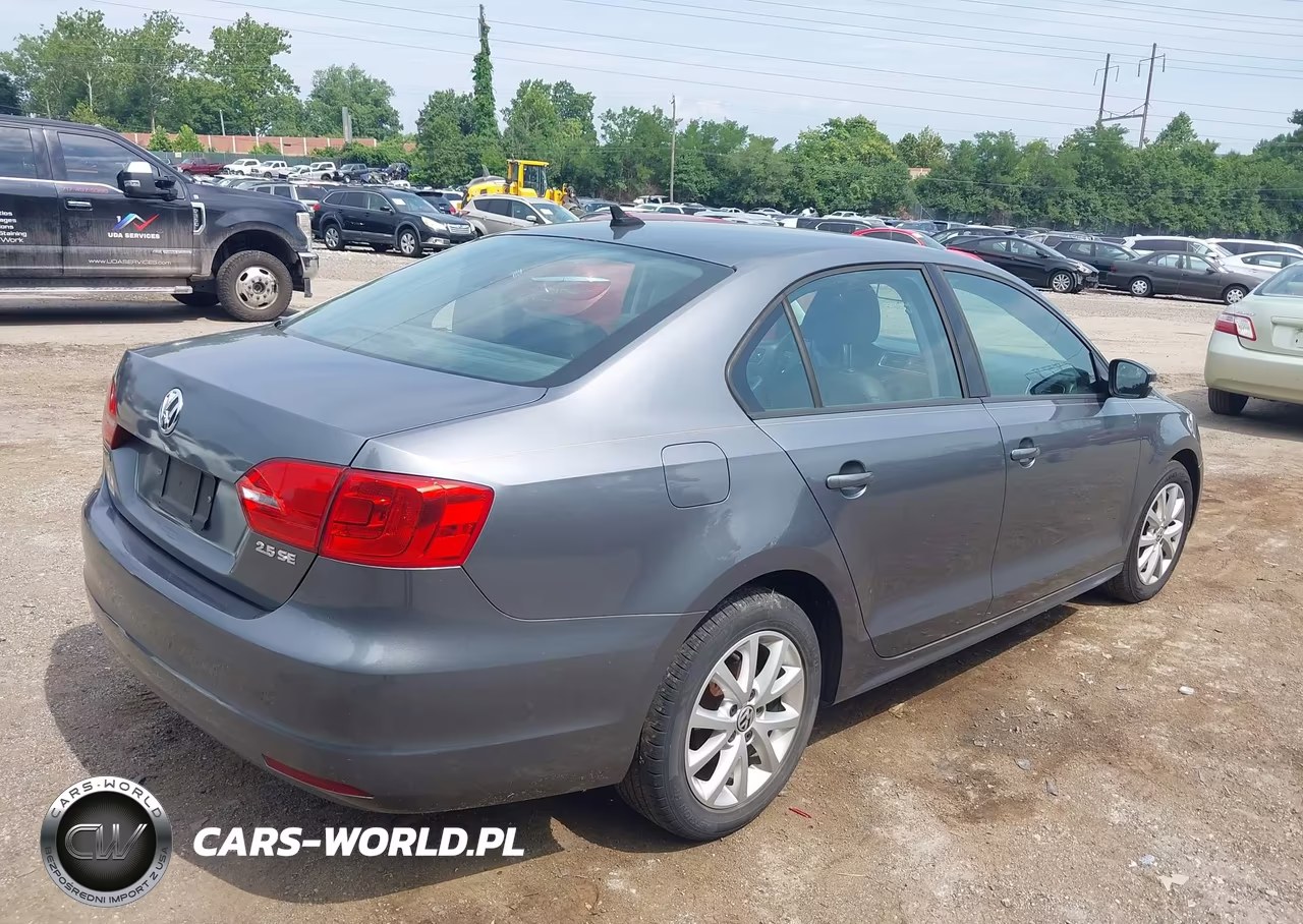 2011 Volkswagen Jetta 2.5L Se VIN:3VWDZ7AJXBM355553 - 4