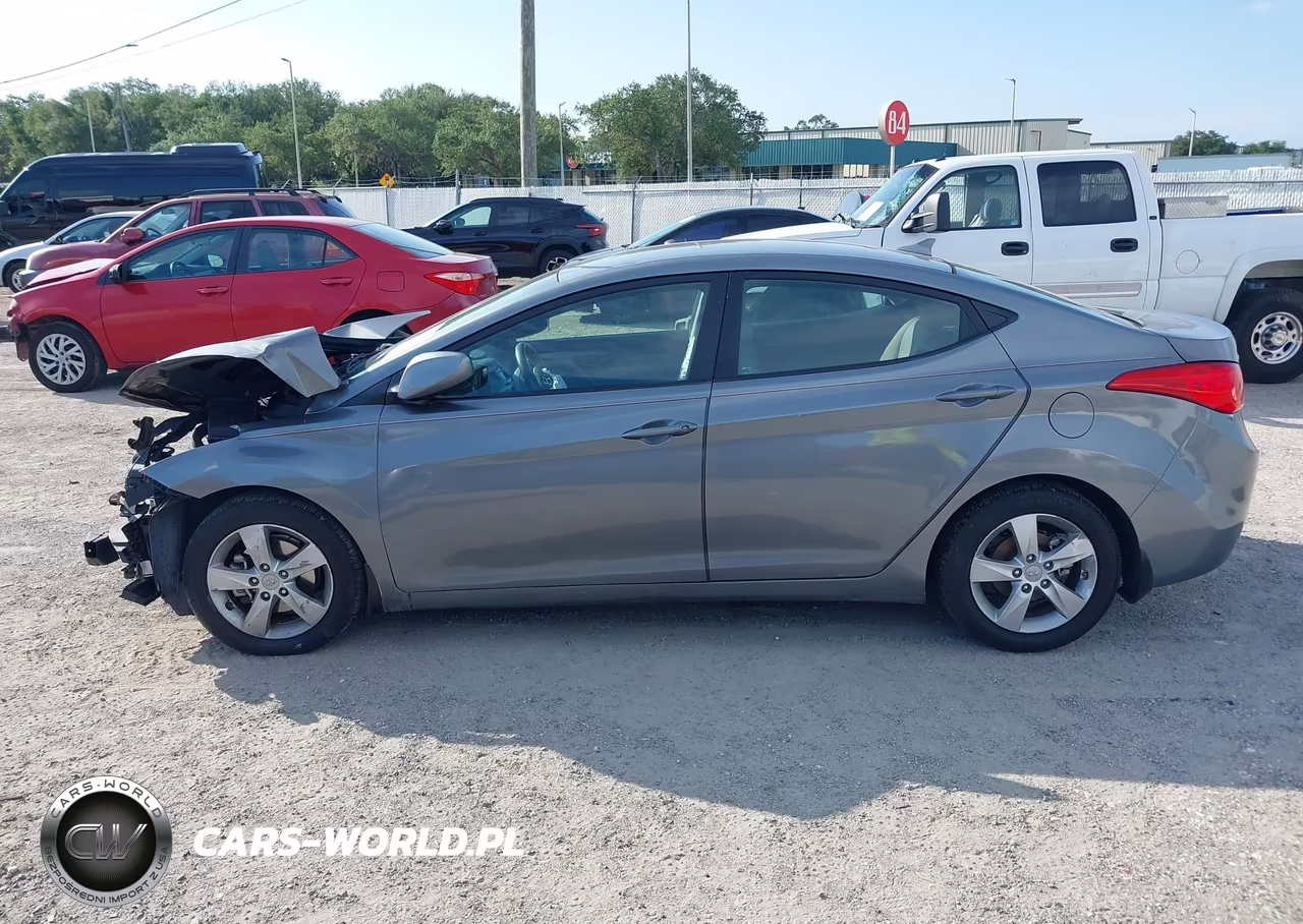 2013 Hyundai Elantra Gls VIN:5NPDH4AE2DH317489 - 13