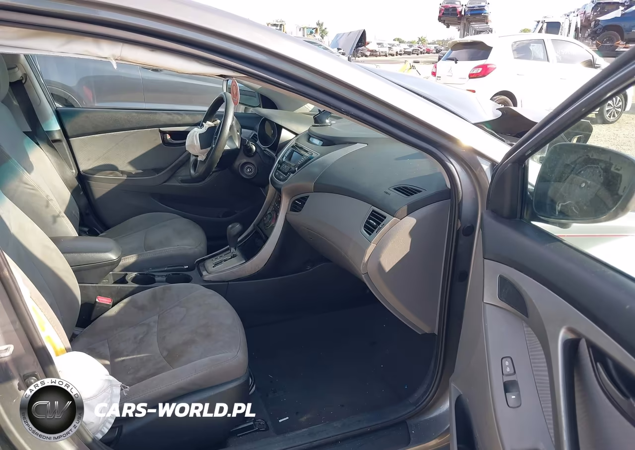 2013 Hyundai Elantra Gls VIN:5NPDH4AE2DH317489 - 5