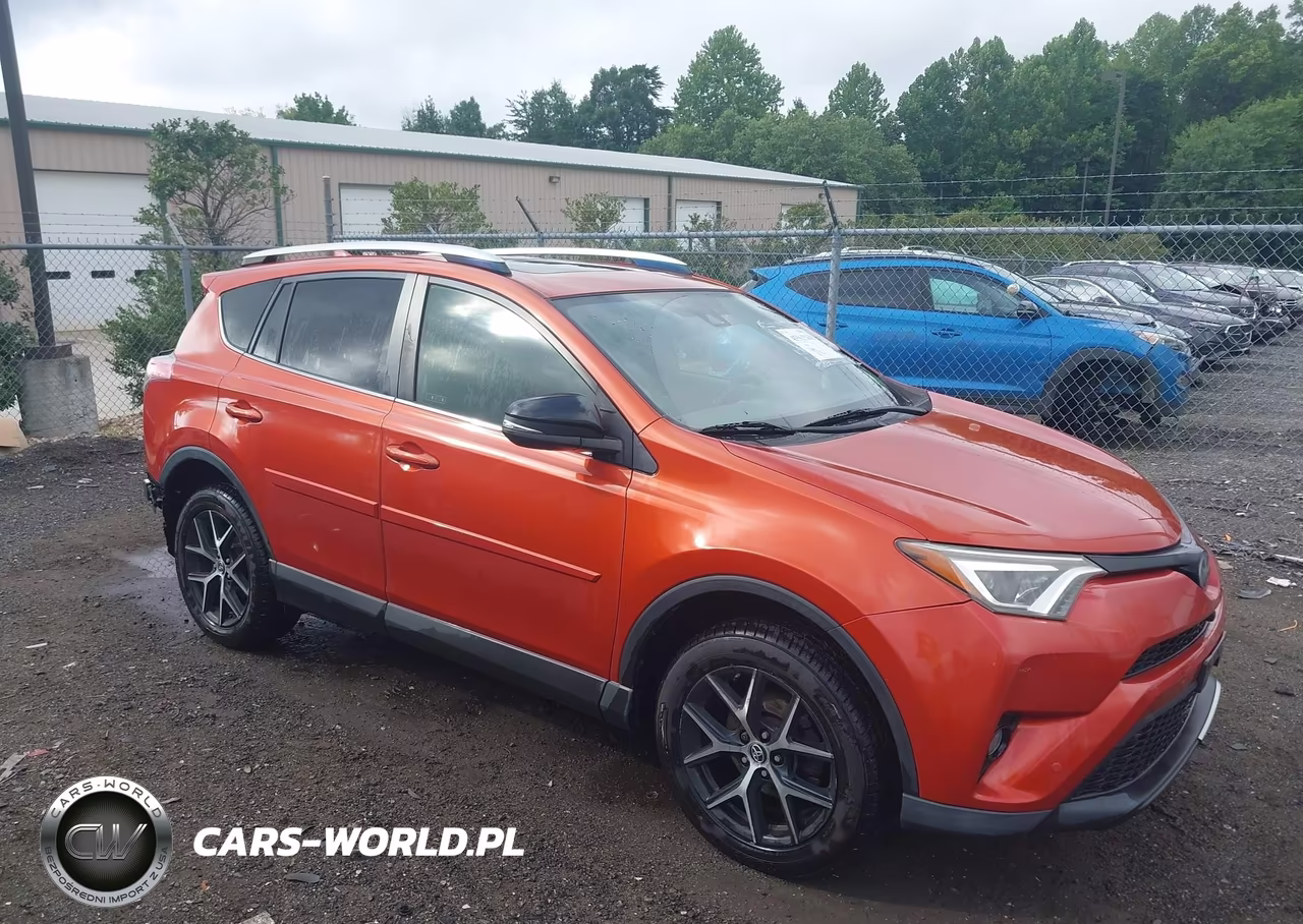 2016 Toyota Rav4 Se – zdjęcie 1 z 17
