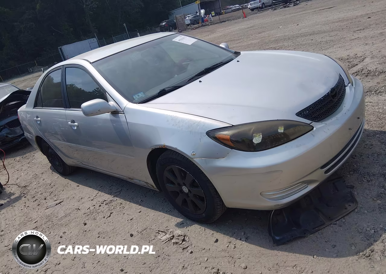 2004 Toyota Camry Le