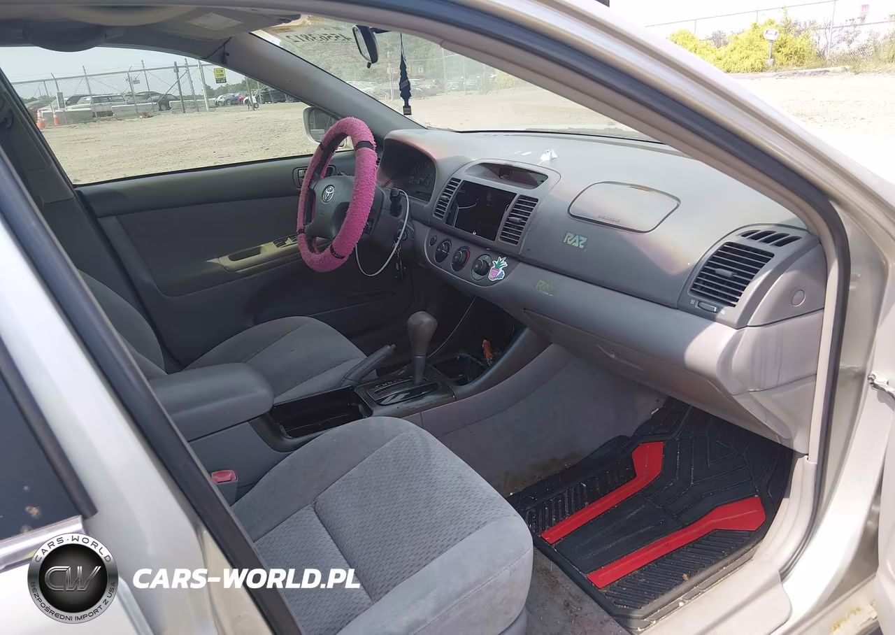 2004 Toyota Camry Le VIN:4T1BE32K94U827175 - 5
