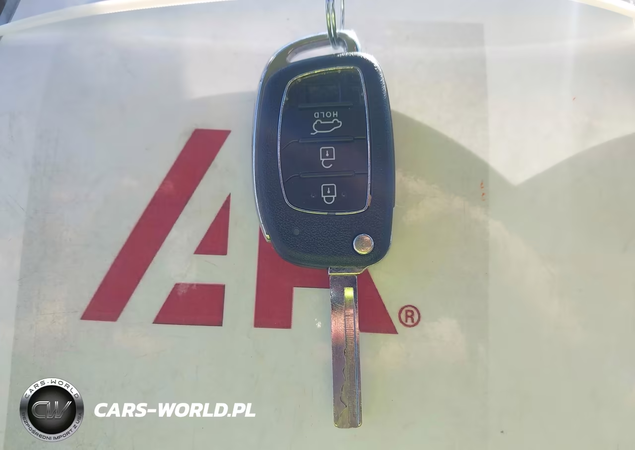 2018 Hyundai Santa Fe Sport 2.4L VIN:5XYZT3LB7JG558131 - 11