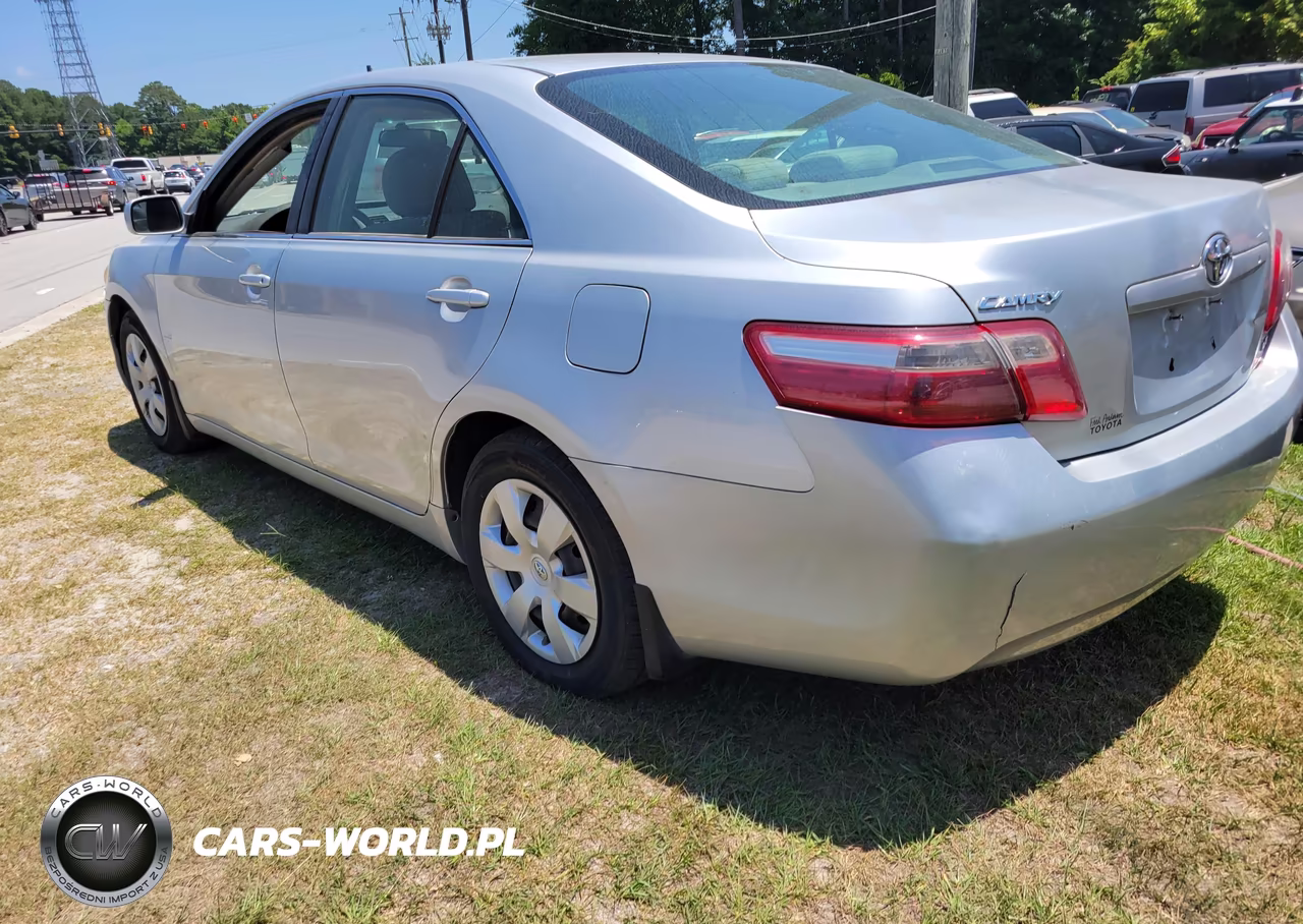 2007 Toyota Camry Le VIN:4T1BE46K37U031137 - 3