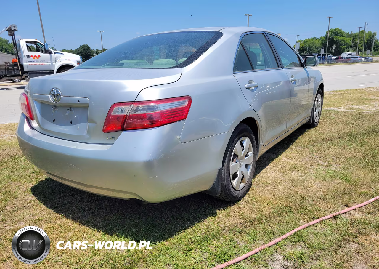 2007 Toyota Camry Le VIN:4T1BE46K37U031137 - 4