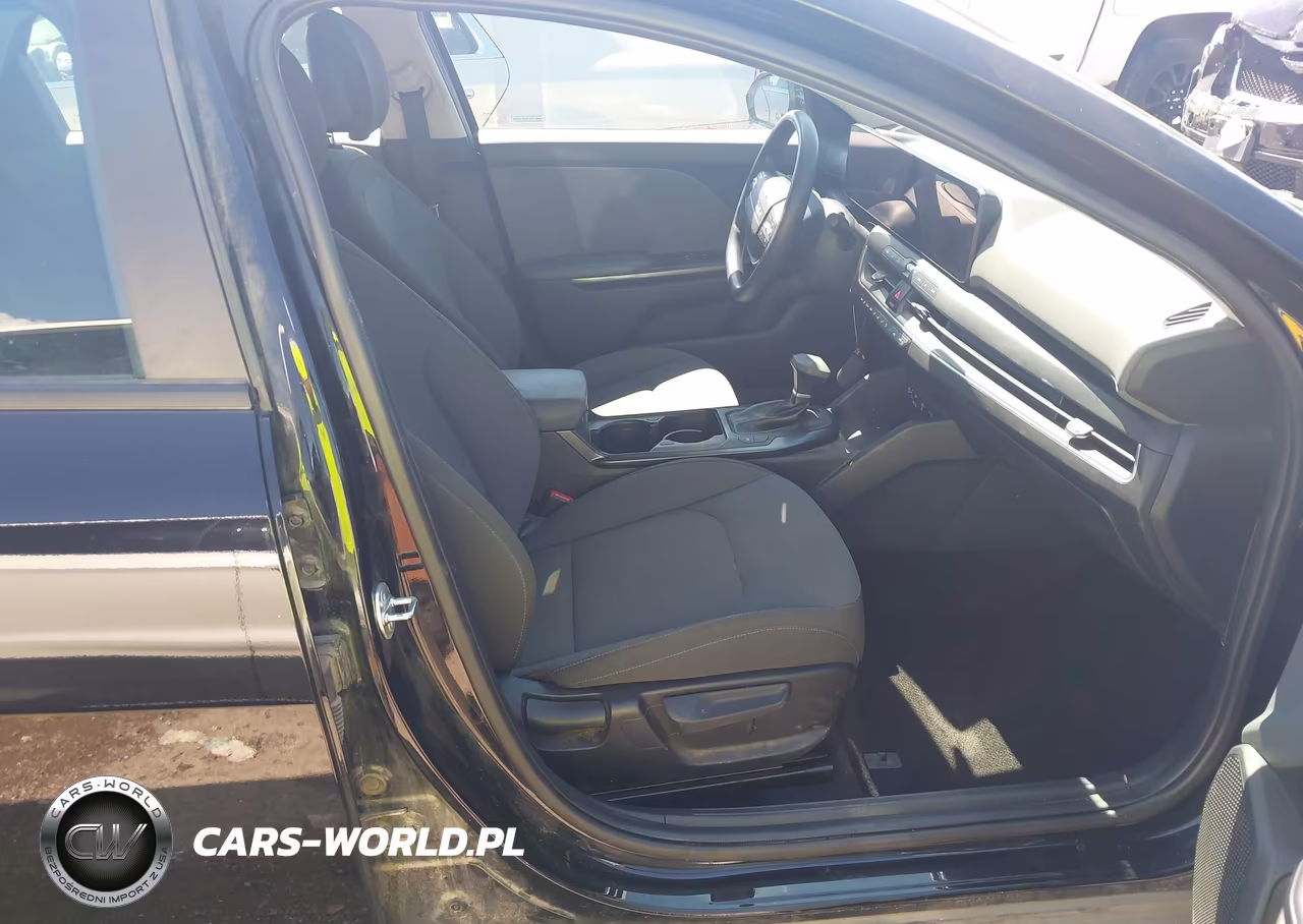 2025 Kia K4 Lx VIN:3KPFT4DE0SE077671 - 5