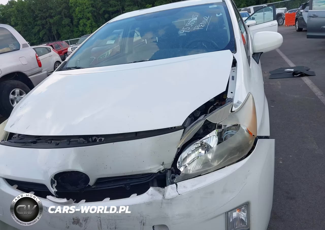 2011 Toyota Prius Two VIN:JTDKN3DUXB5330291 - 12