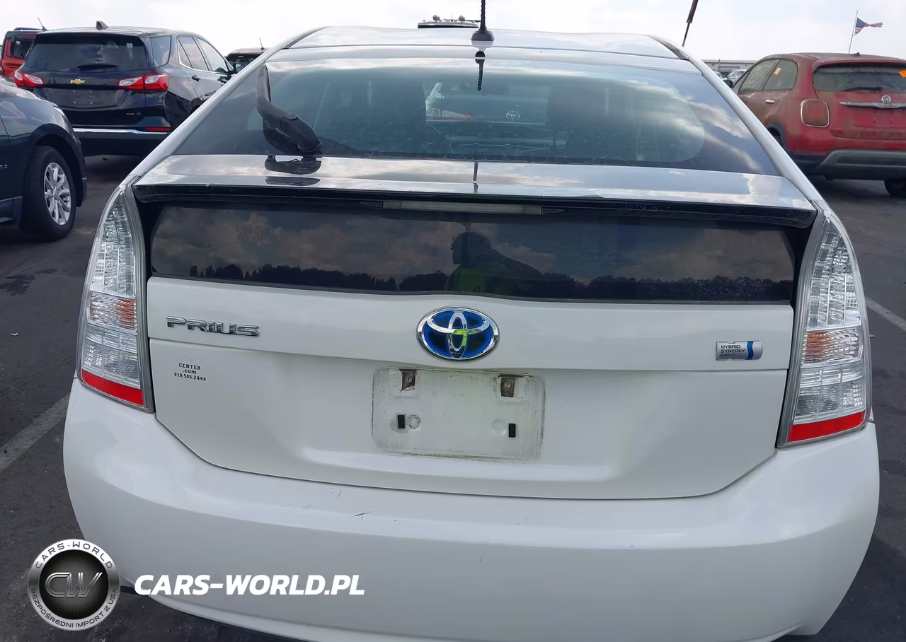 2011 Toyota Prius Two VIN:JTDKN3DUXB5330291 - 16