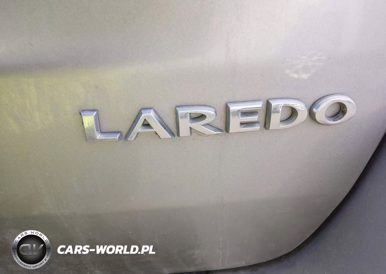2018 Jeep Grand Cherokee Laredo 4X4 VIN:1C4RJFAG8JC180685 - 20