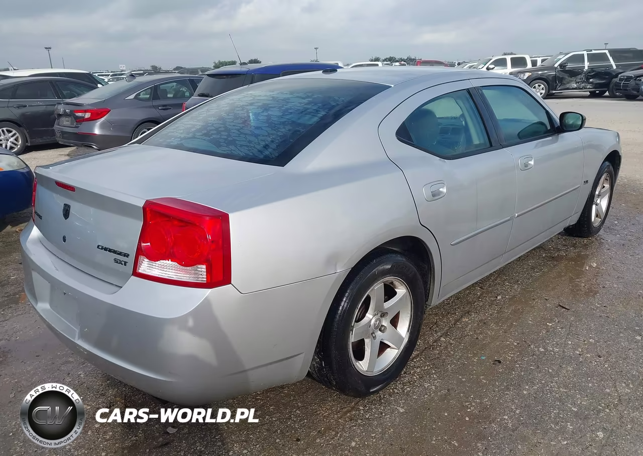 2010 Dodge Charger Sxt VIN:2B3CA3CV4AH253176 - 4