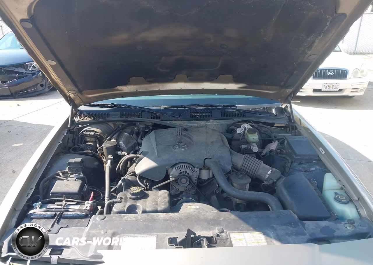 2000 Mercury Grand Marquis Gs VIN:2MEFM74W1YX714916 - 10