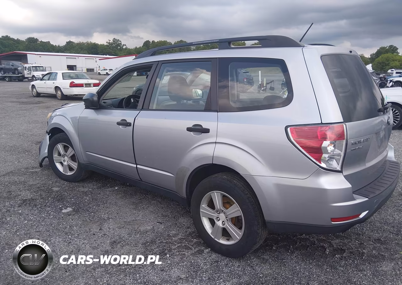 2012 Subaru Forester 2.5X VIN:JF2SHABC2CH410823 - 3