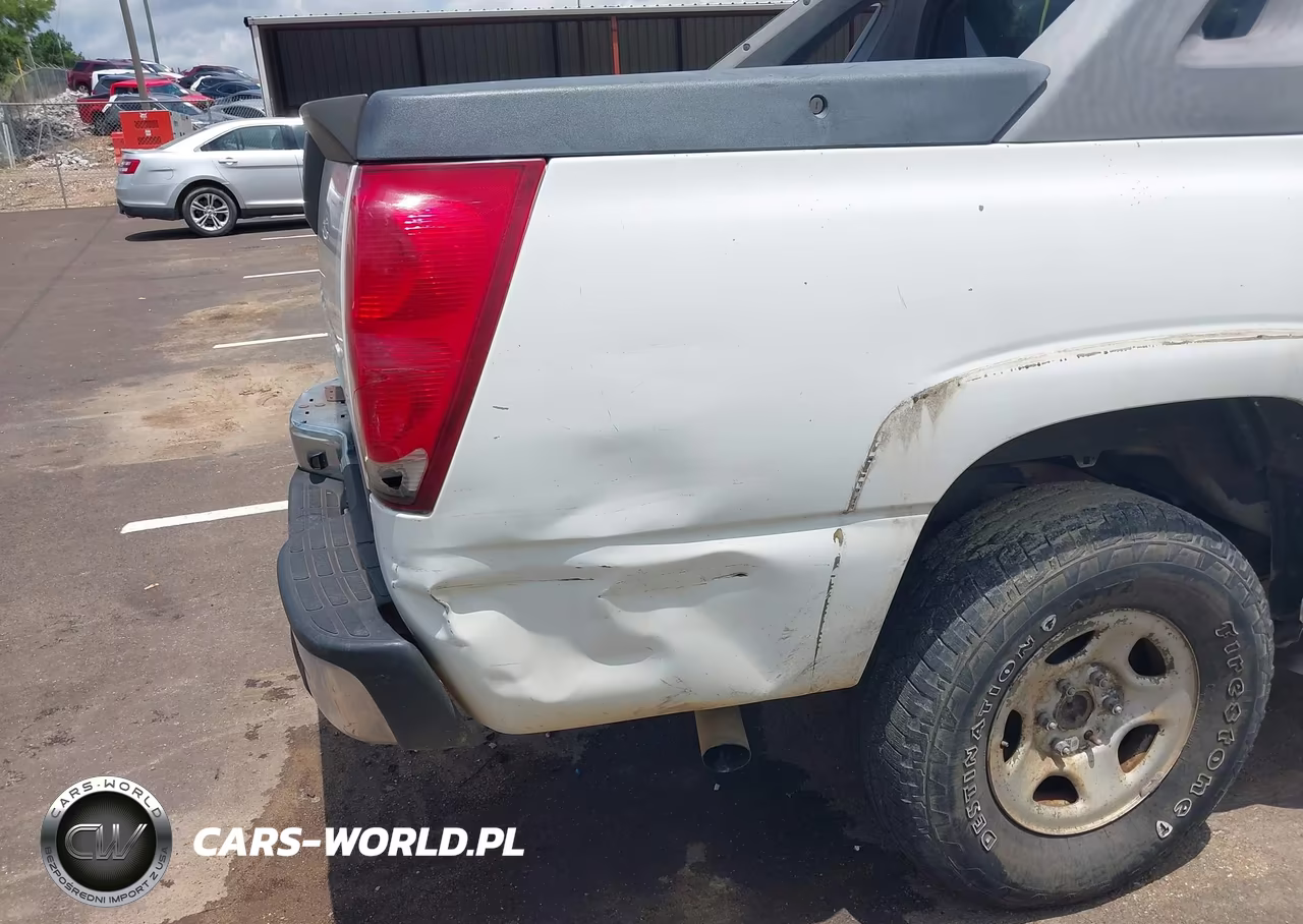 2005 Chevrolet Avalanche 1500 Ls VIN:3GNEC12Z65G167259 - 15