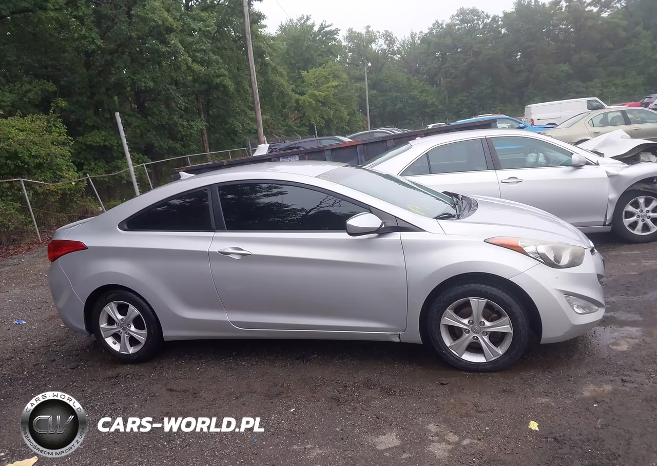 2013 Hyundai Elantra Gs VIN:KMHDH6AE8DU013046 - 13