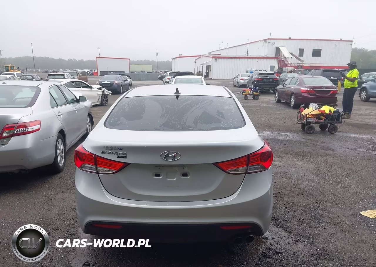 2013 Hyundai Elantra Gs VIN:KMHDH6AE8DU013046 - 16