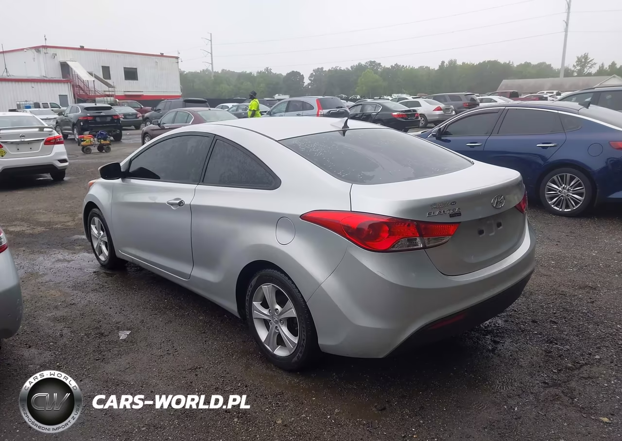 2013 Hyundai Elantra Gs VIN:KMHDH6AE8DU013046 - 3