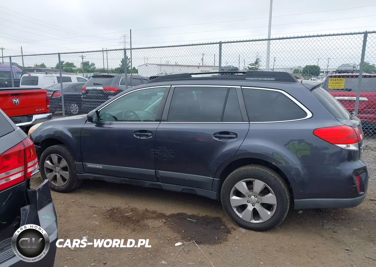2010 Subaru Outback 2.5I Limited VIN:4S4BRCKC5A3325343 - 13