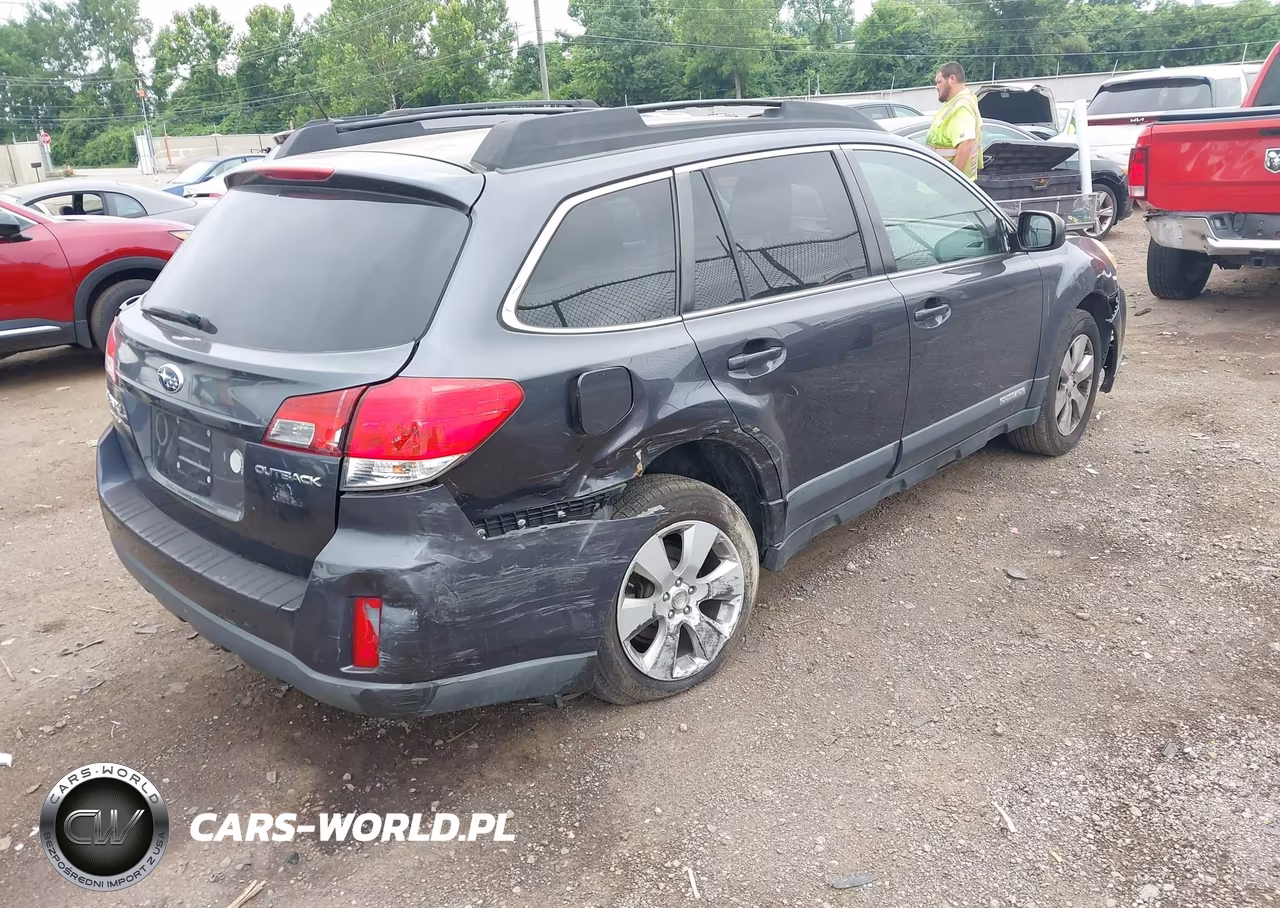 2010 Subaru Outback 2.5I Limited VIN:4S4BRCKC5A3325343 - 4