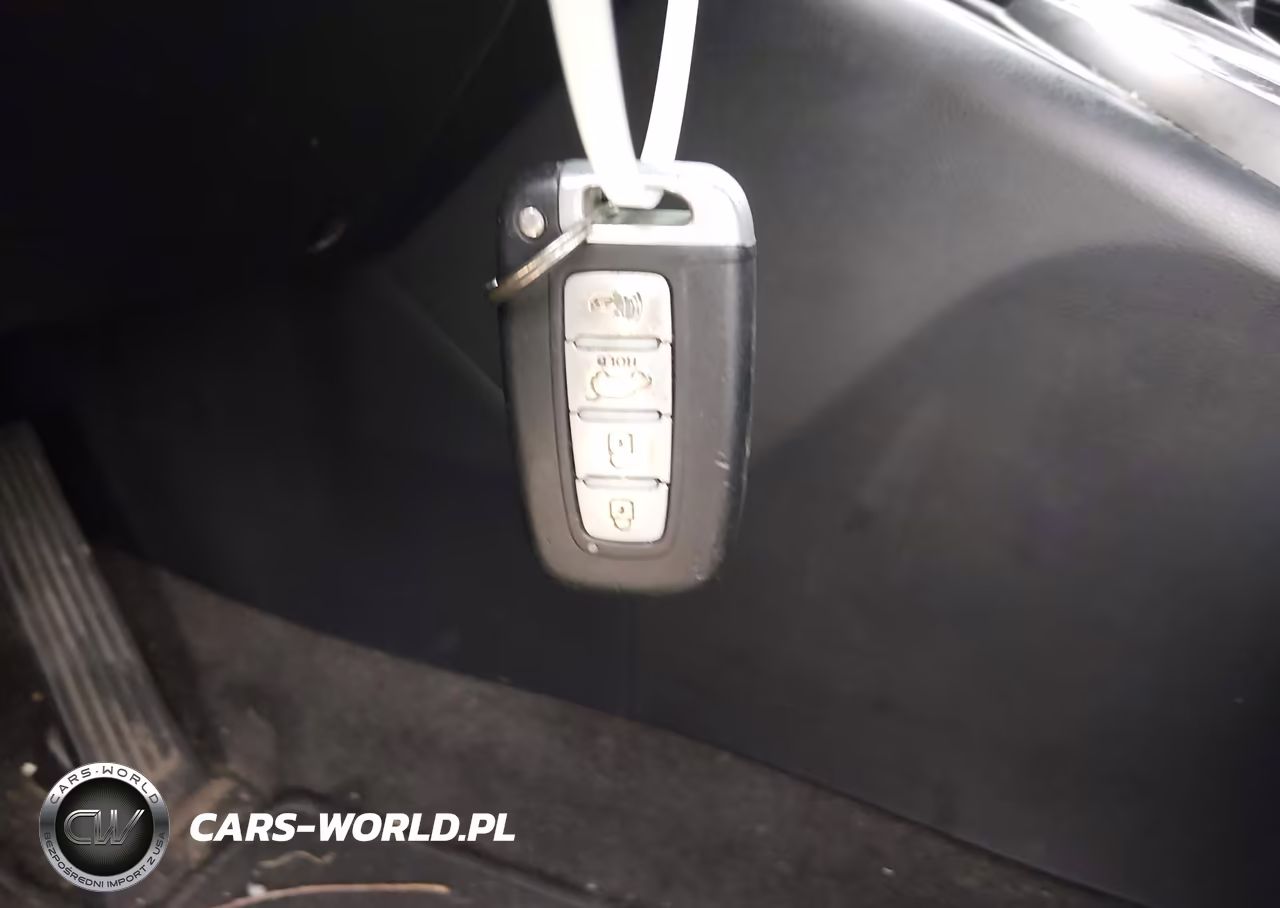 2012 Kia Sportage Sx VIN:KNDPC3A6XC7186717 - 11