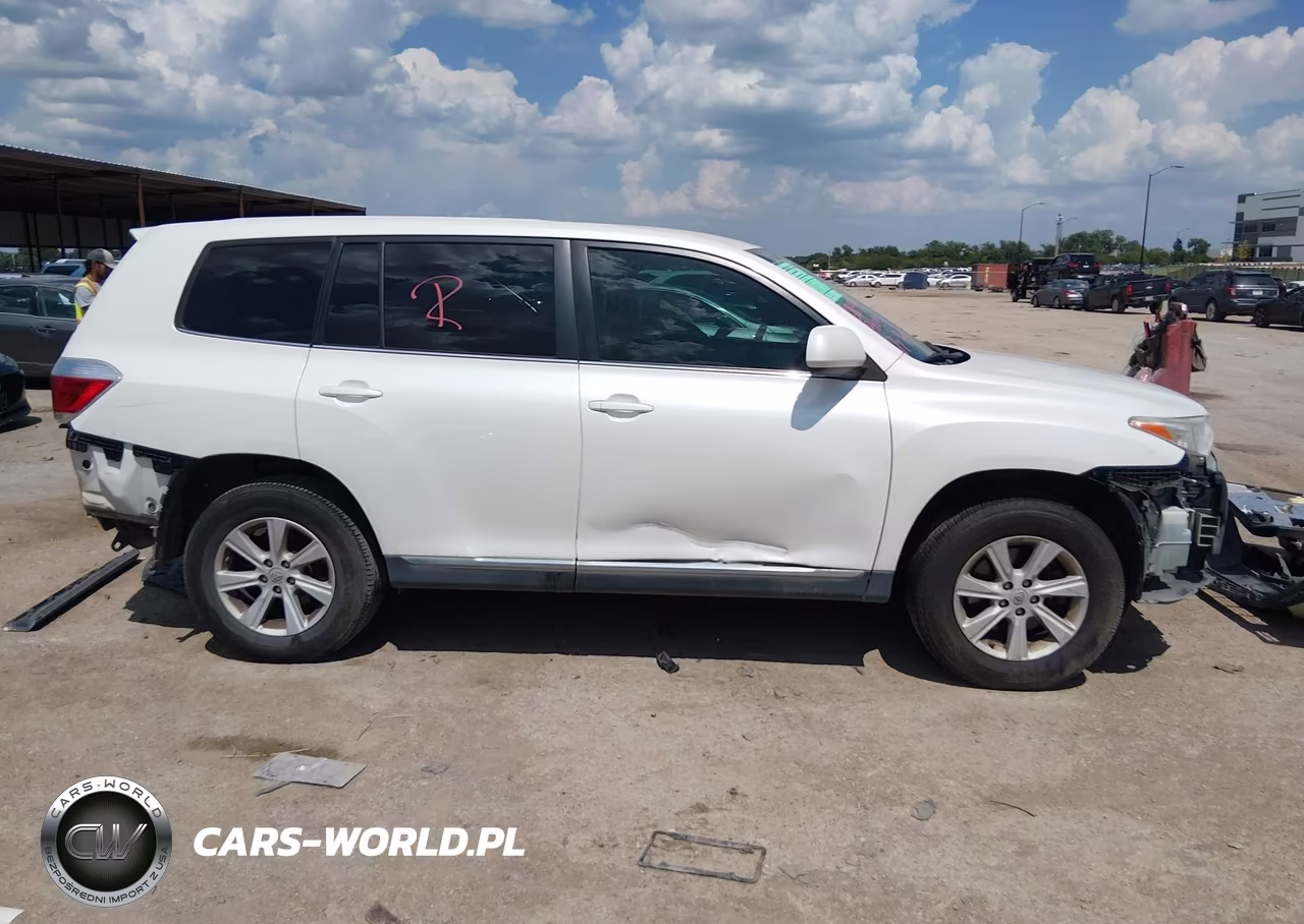 2013 Toyota Highlander VIN:5TDZA3EH7DS045489 - 13