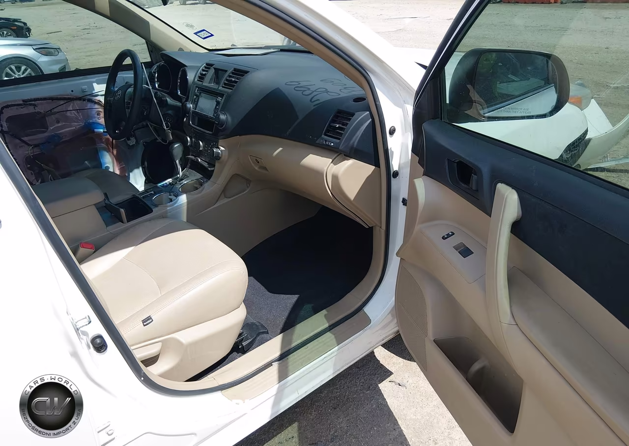 2013 Toyota Highlander VIN:5TDZA3EH7DS045489 - 5