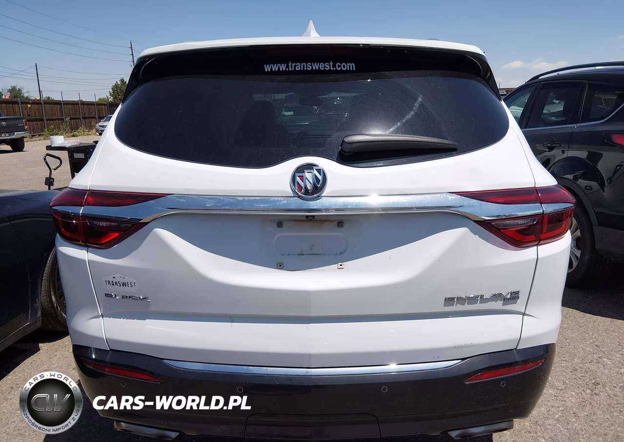 2018 Buick Enclave Essence VIN:5GAEVAKW5JJ156384 - 16