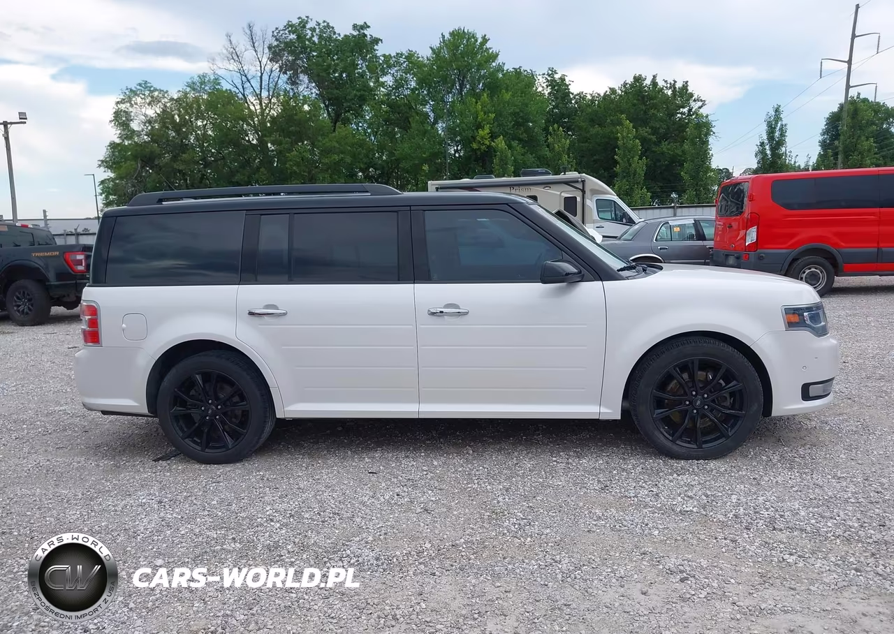 2018 Ford Flex Limited VIN:2FMHK6DT2JBA19620 - 13