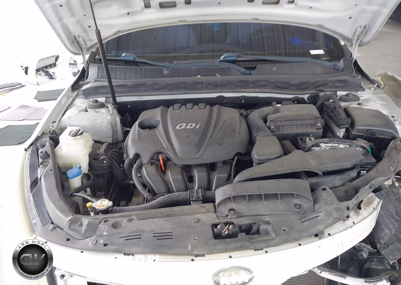 2015 Kia Optima Lx VIN:5XXGM4A79FG385622 - 10