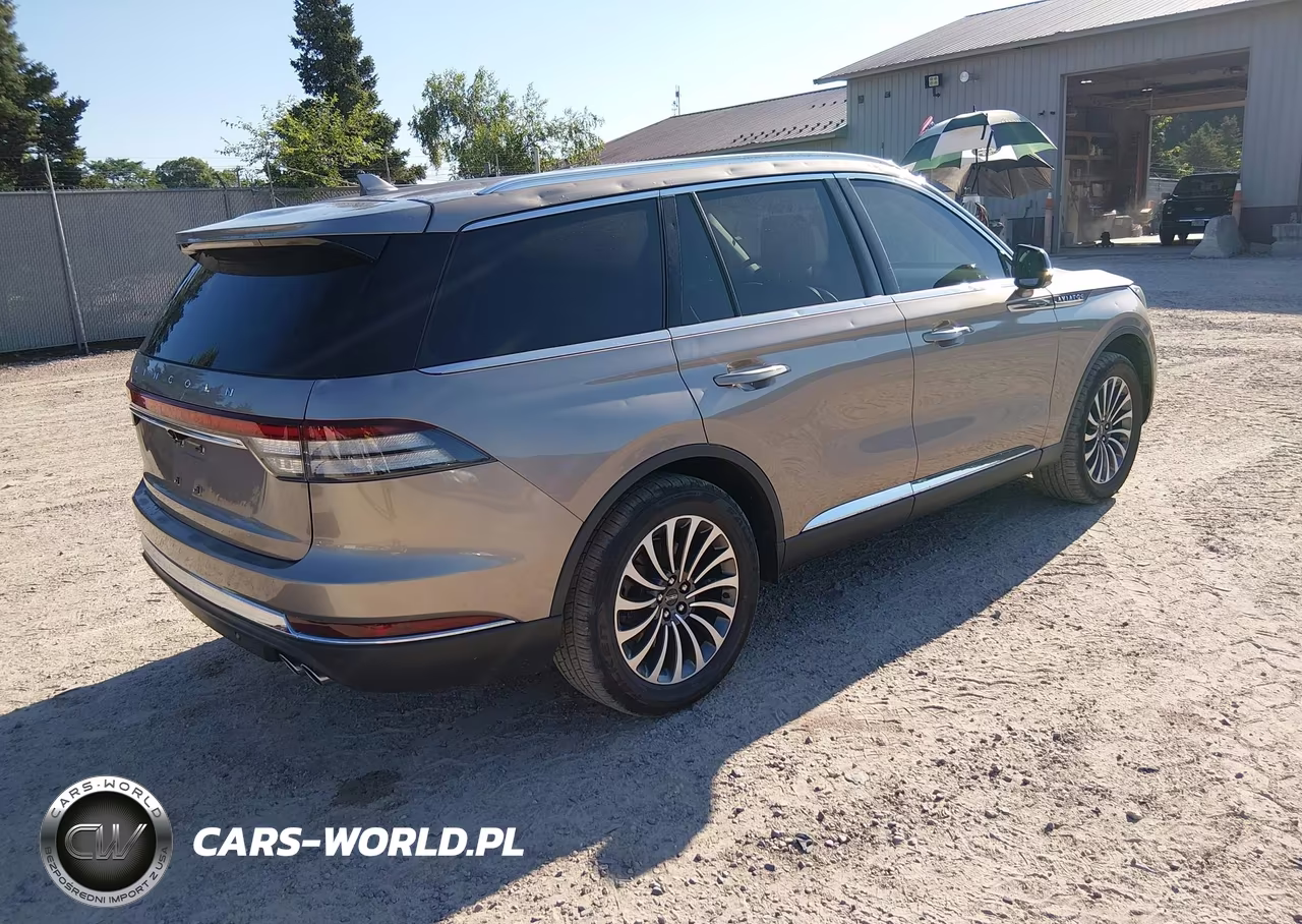 2020 Lincoln Aviator Reserve VIN:5LM5J7XC9LGL16299 - 4