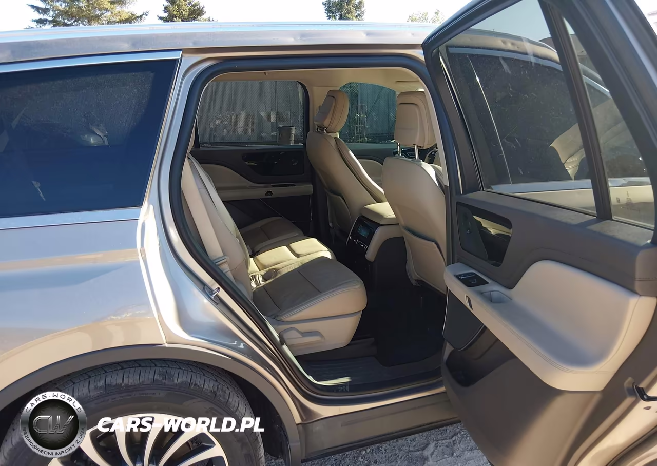 2020 Lincoln Aviator Reserve VIN:5LM5J7XC9LGL16299 - 8