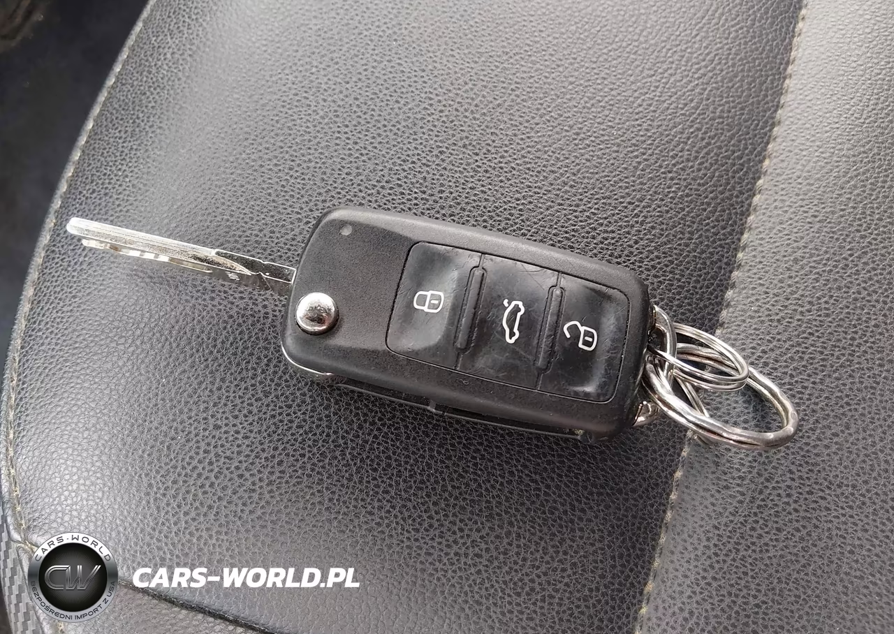 2012 Volkswagen Beetle 2.5L VIN:3VWJP7ATXCM601075 - 11
