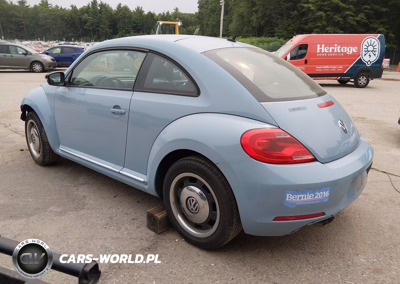 2012 Volkswagen Beetle 2.5L VIN:3VWJP7ATXCM601075 - 3