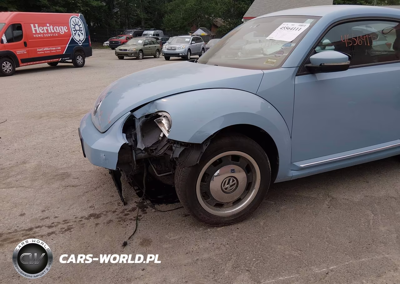 2012 Volkswagen Beetle 2.5L VIN:3VWJP7ATXCM601075 - 6