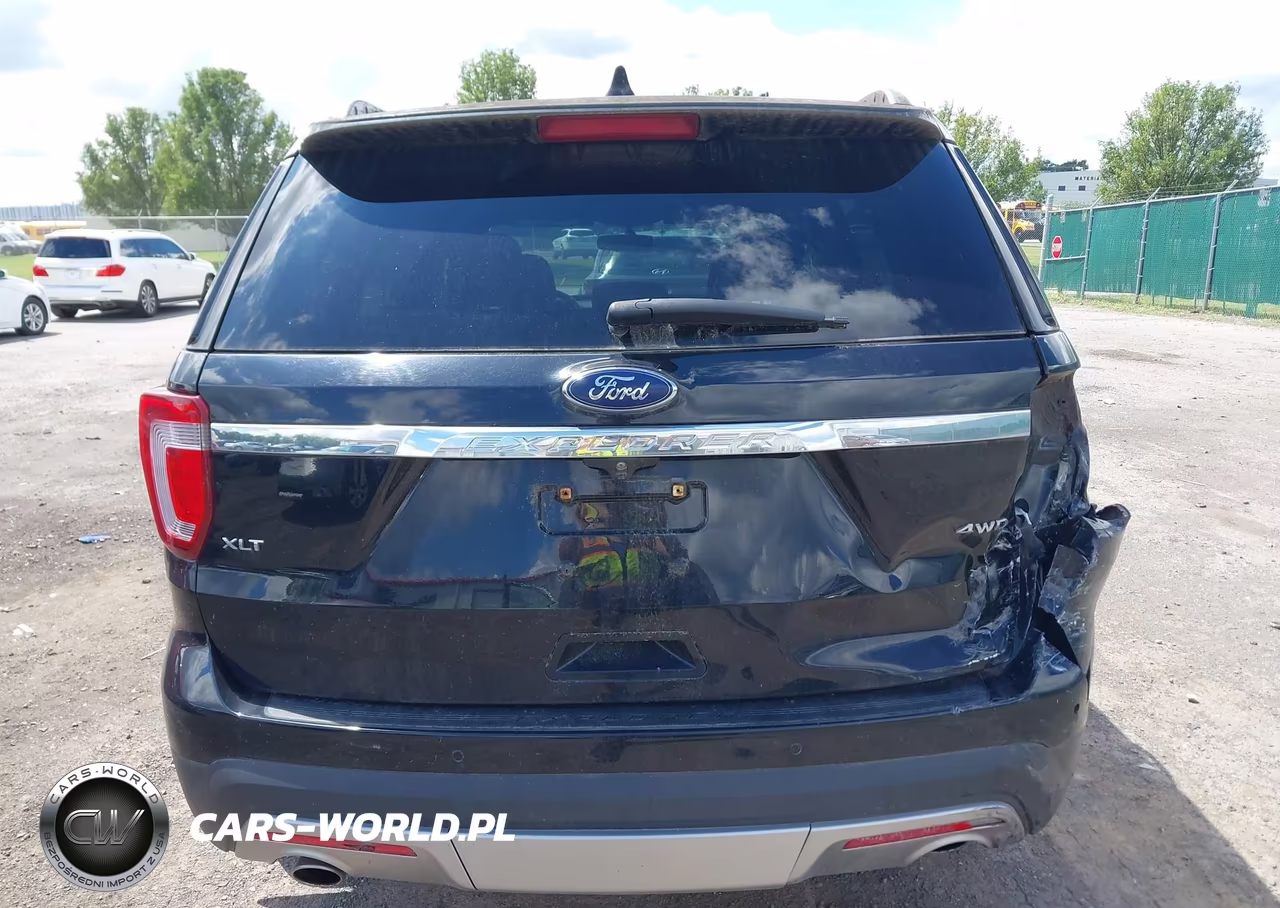 2017 Ford Explorer Xlt VIN:1FM5K8D87HGC19275 - 16