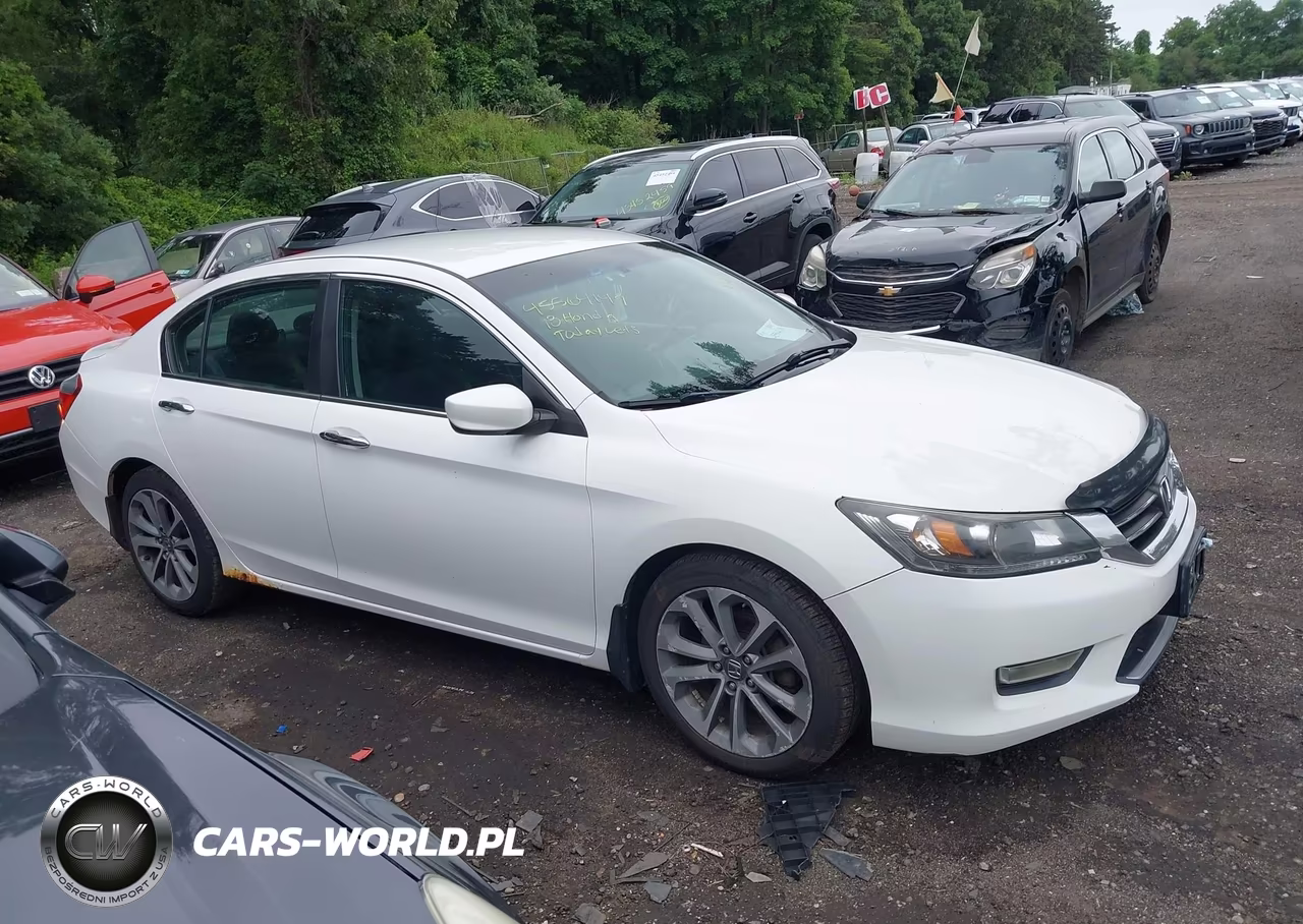 2013 Honda Accord Sport VIN:1HGCR2F55DA215408 - 13