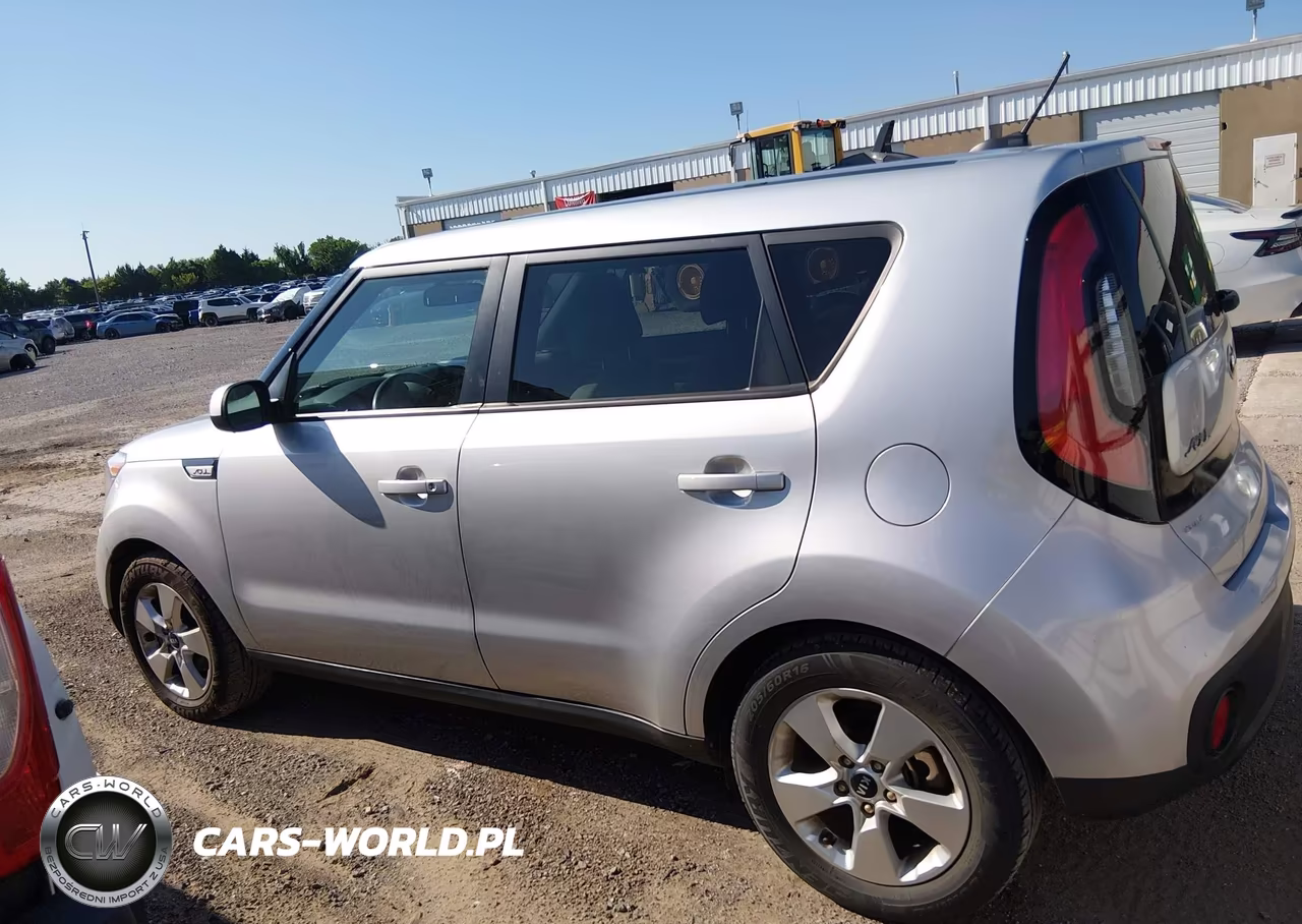 2018 Kia Soul VIN:KNDJN2A26J7602380 - 15