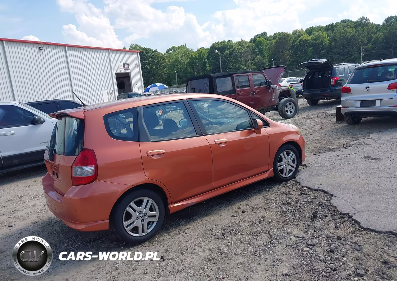 2007 Honda Fit Sport VIN:JHMGD38637S055505 - 4