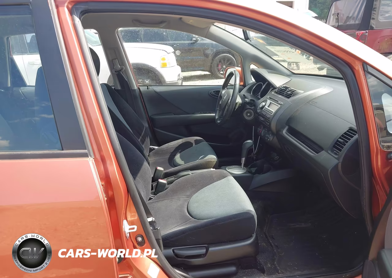 2007 Honda Fit Sport VIN:JHMGD38637S055505 - 5