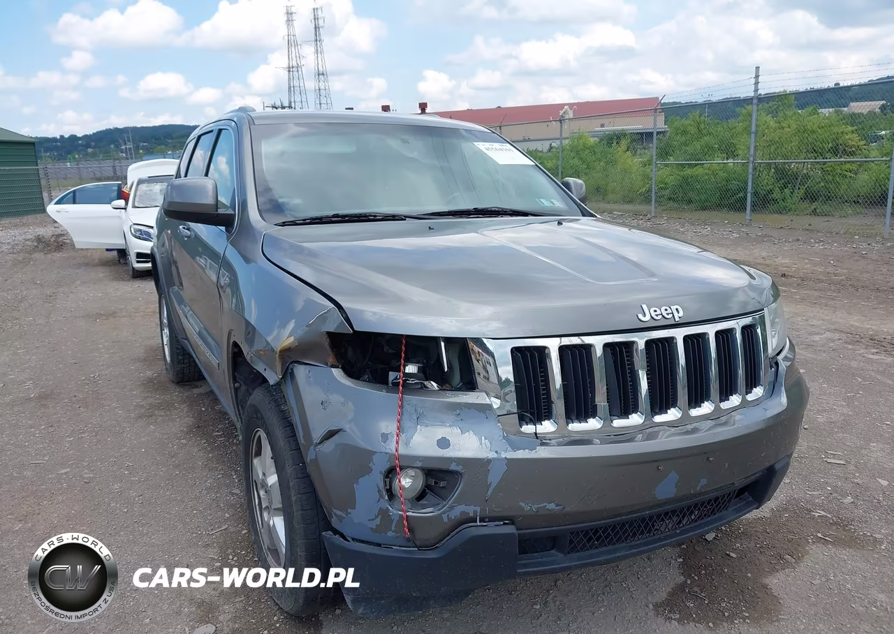 2011 Jeep Grand Cherokee Laredo VIN:1J4RR4GG1BC576845 - 6