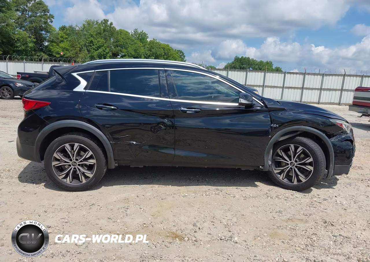 2017 Infiniti Qx30 Premium VIN:SJKCH5CRXHA026265 - 6