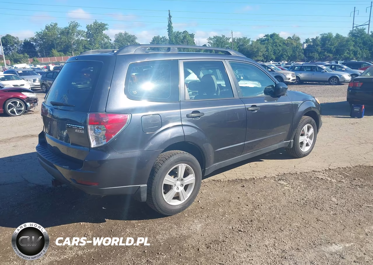 2013 Subaru Forester 2.5X VIN:JF2SHABC7DH438201 - 4