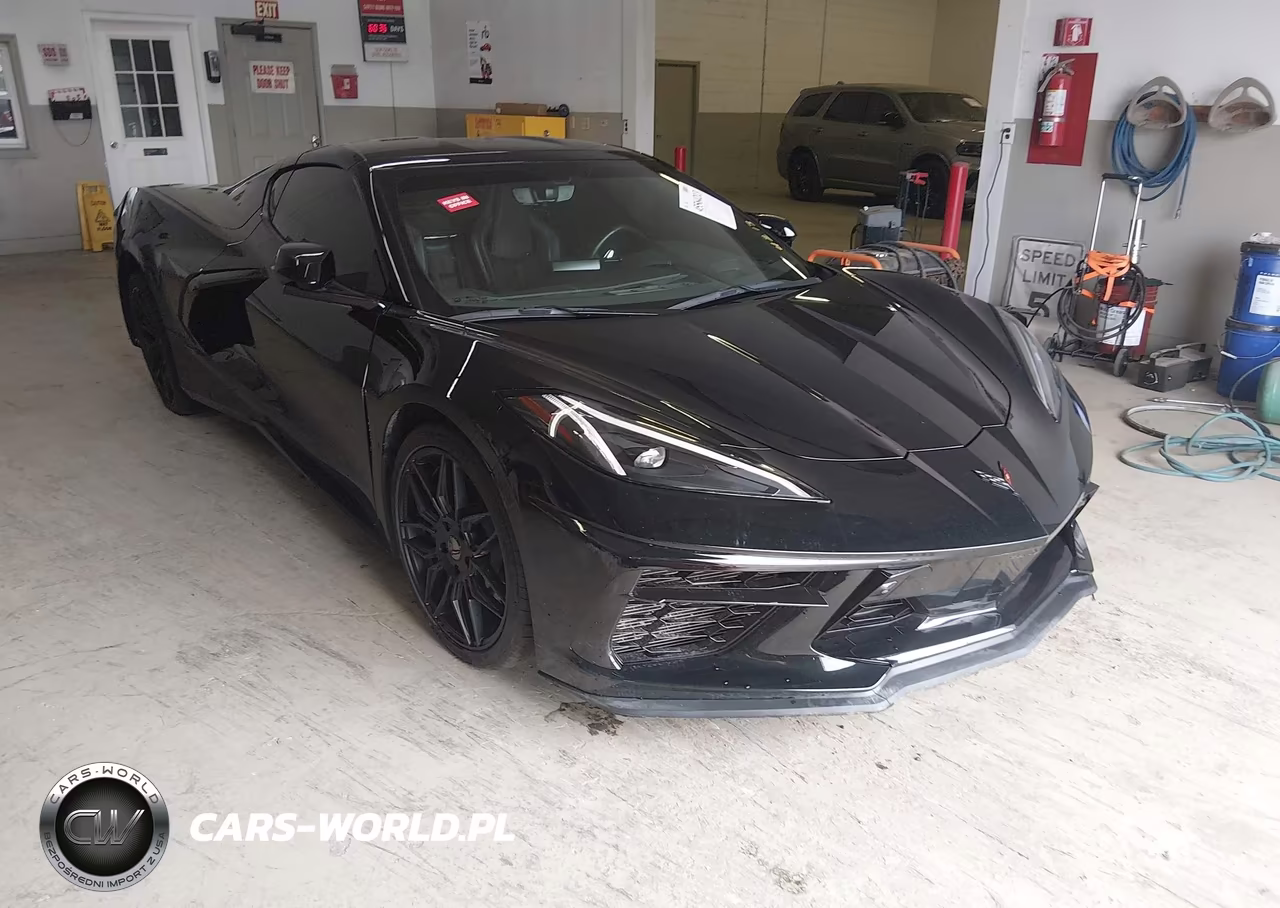 2022 Chevrolet Corvette Stingray Rwd 2Lt – zdjęcie 1 z 17