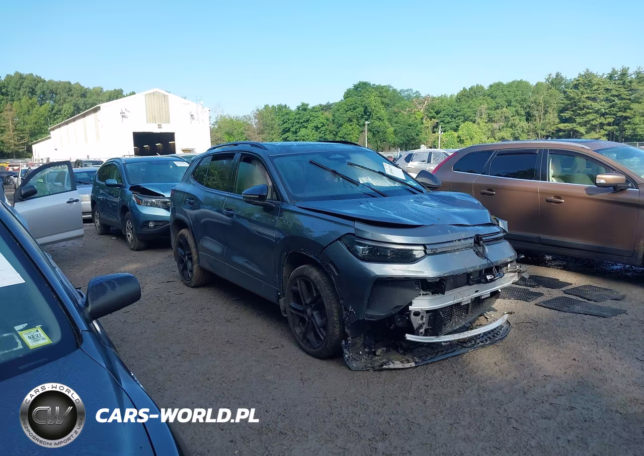 2026 Volkswagen Tiguan Se R-Line Black – zdjęcie 1 z 16