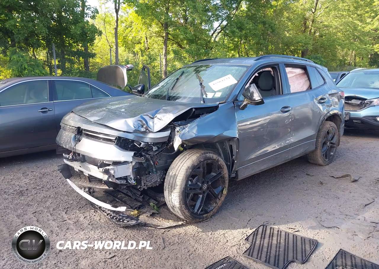 2026 Volkswagen Tiguan Se R-Line Black VIN:3VVGR7RM3TM008079 - 2
