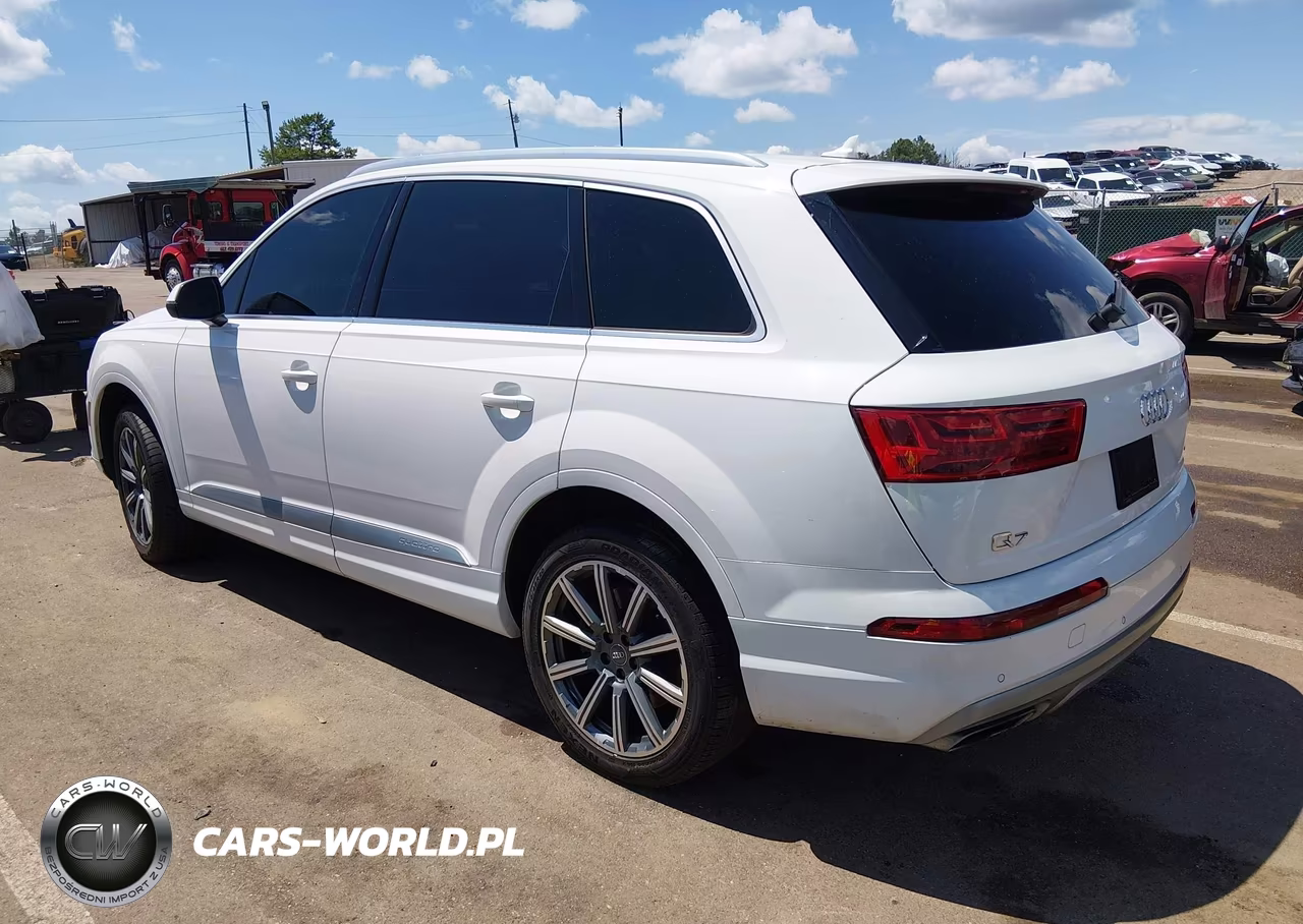 2018 Audi Q7 2.0T Premium VIN:WA1AHAF76JD041227 - 3