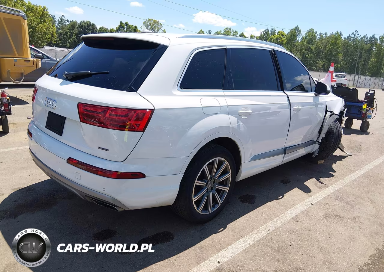 2018 Audi Q7 2.0T Premium VIN:WA1AHAF76JD041227 - 4