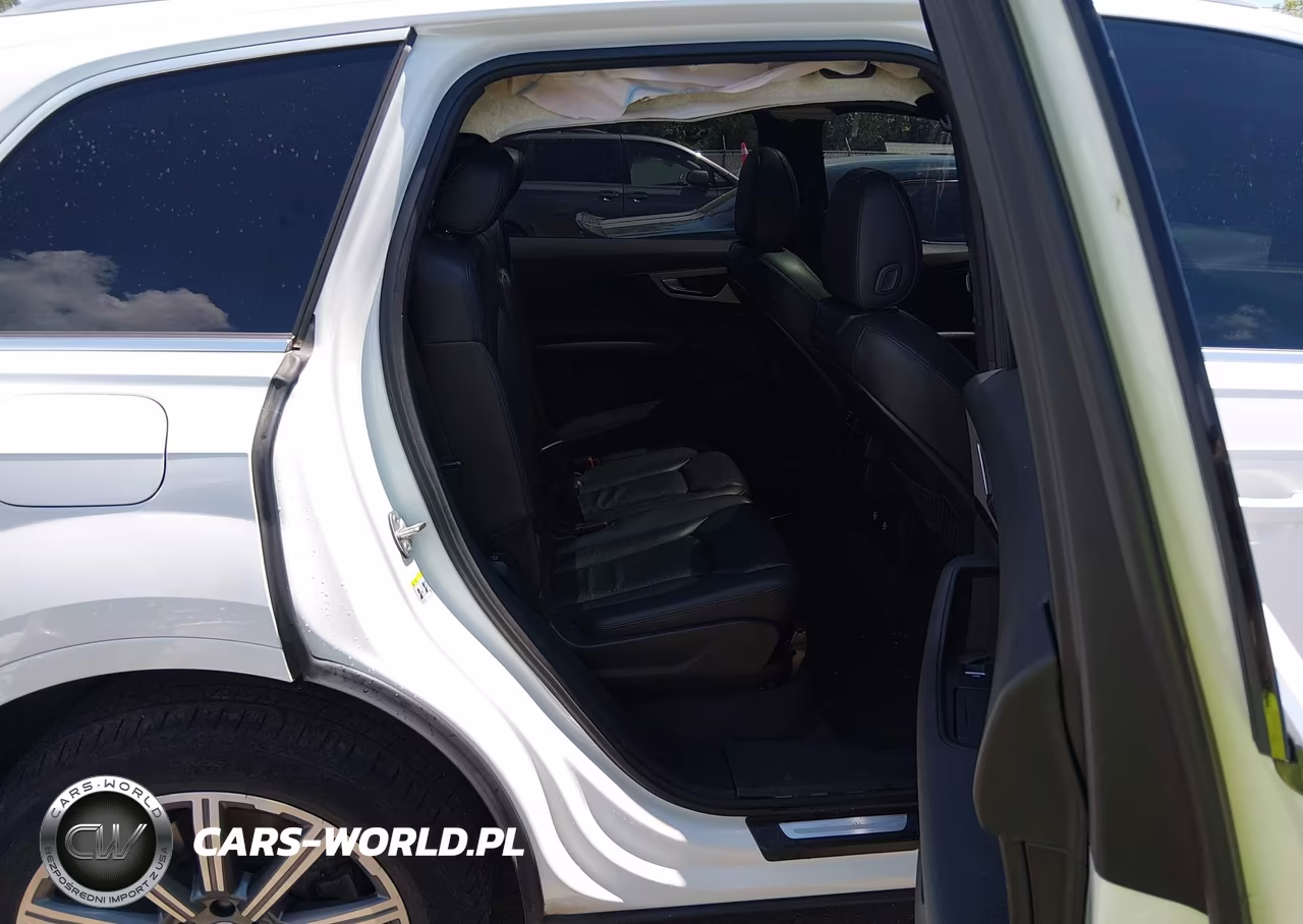 2018 Audi Q7 2.0T Premium VIN:WA1AHAF76JD041227 - 8